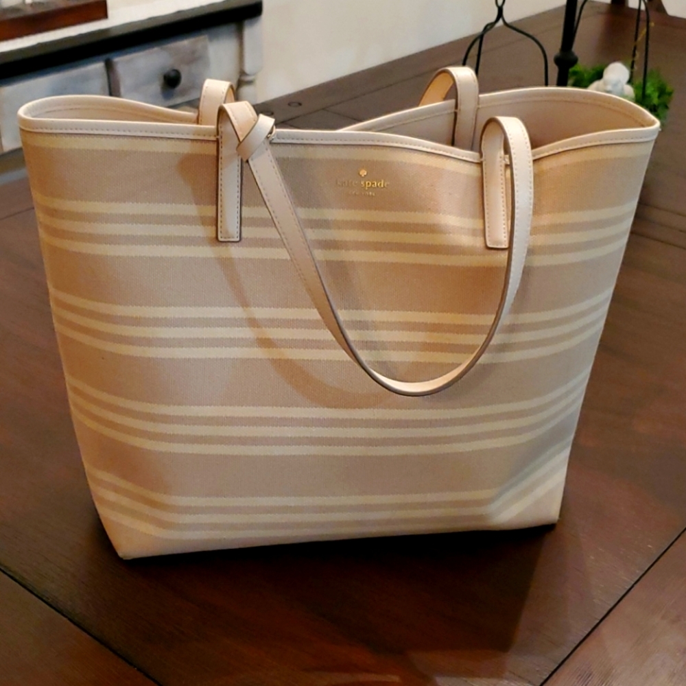 EUC Kate Spade tote